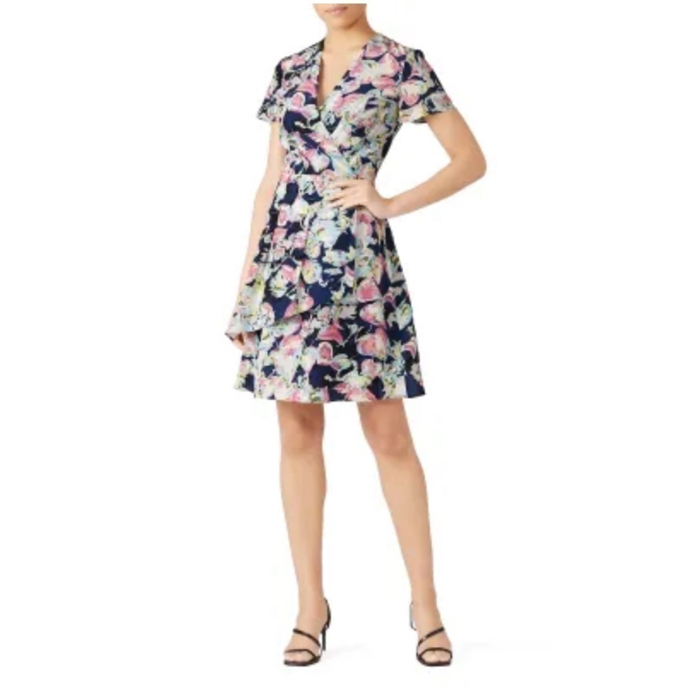 Slate & Willow
Mixed Floral Printed Dress size 8